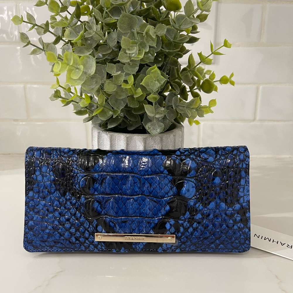 Brahmin Adelle Wallet. BLUE VIPER OMBRÉ. Melbourne Genuine Leather. NWT